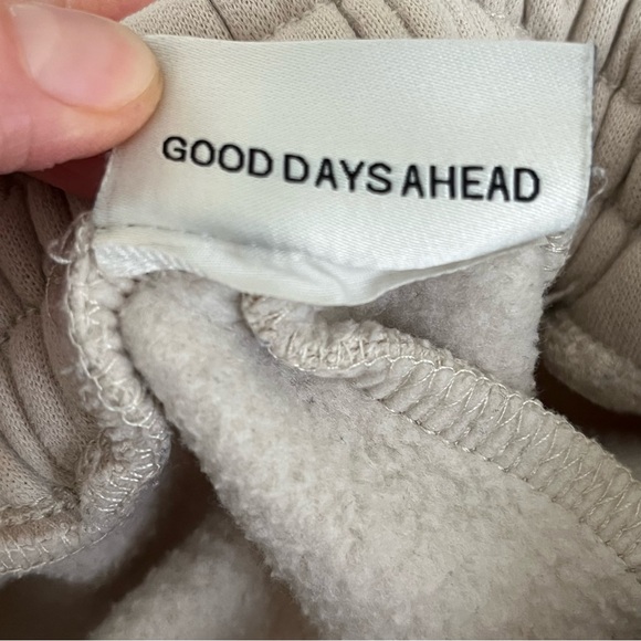 Comfrt Fleece-Lined Signature Sweatpants in Bone, Size Large, Unisex - Picture 8 of 8